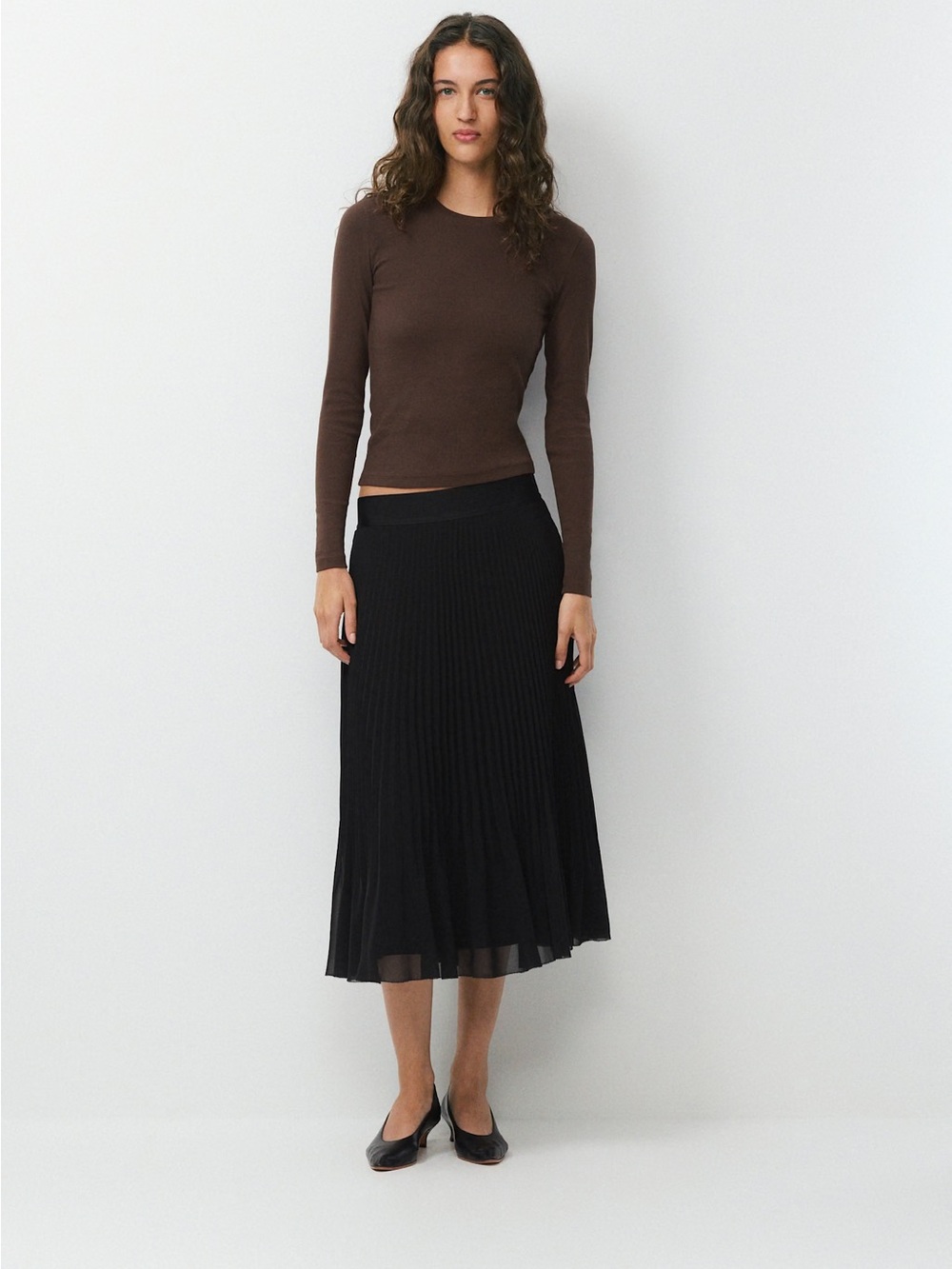 Atitzia Wilfred Twirl Skirt In Black Size XXS Elastic Waist Pleated lightweight - Picture 10 of 12
